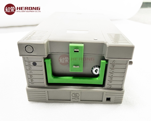 445-0728451 Bagian ATM NCR Kaset Mata Uang Dengan Kunci 4450728451