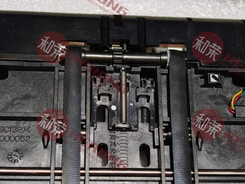 Pegas Berkualitas Tinggi Baru untuk Suku Cadang Dispenser Uang ATM Kereta Penjepit CDU Hyosung